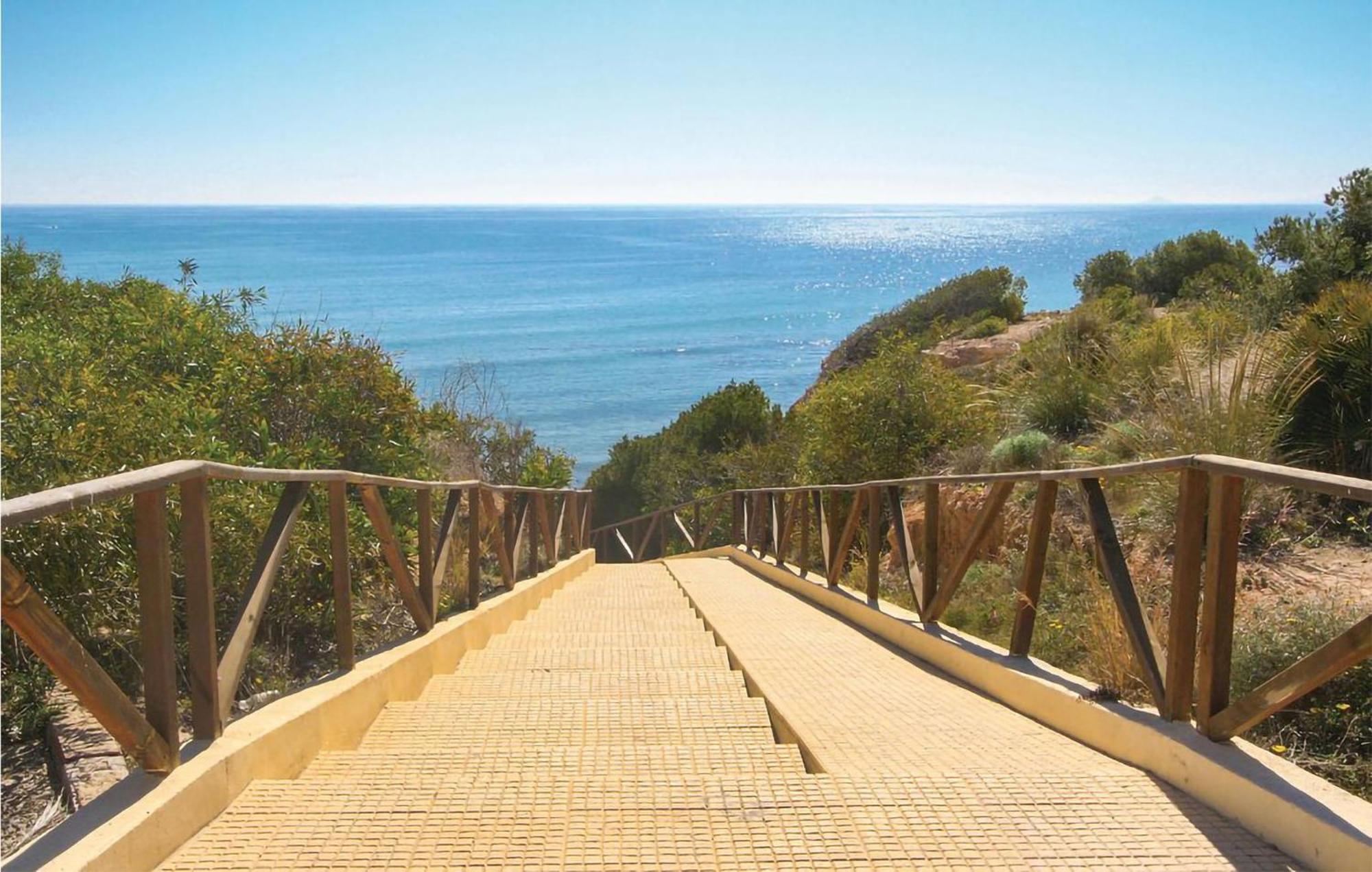 Awesome Apartment In Orihuela With Kitchen Playa Flamenca Luaran gambar
